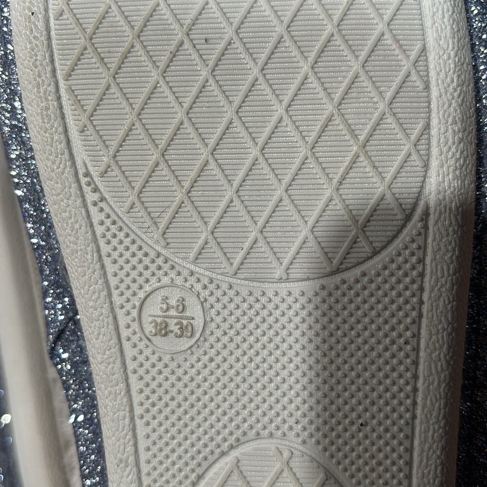 Disney Stitch Slippers - Picture 4 of 4